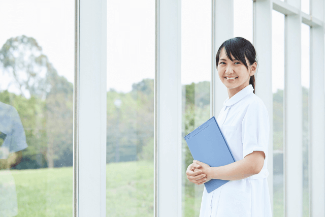 【神奈川県】月給300,000円〜350,000円☆完全週休2日制・祝日休◎診療所・クリニック看護師（正職）