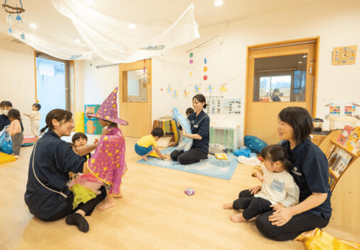 【神奈川県横浜市港北区】月給30万以上＆年間休日120日♪有給休暇取得率100％の認可保育園